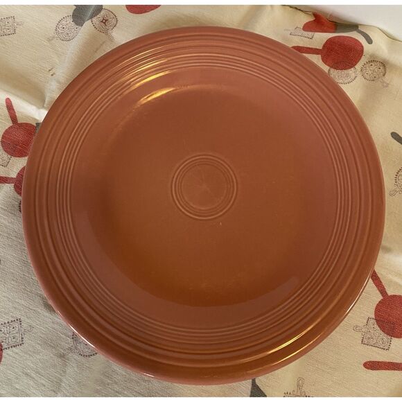 Fiestaware 2 Retired Rose 10 ½” Inch Classic Rim Dinner Plates - Picture 4 of 9